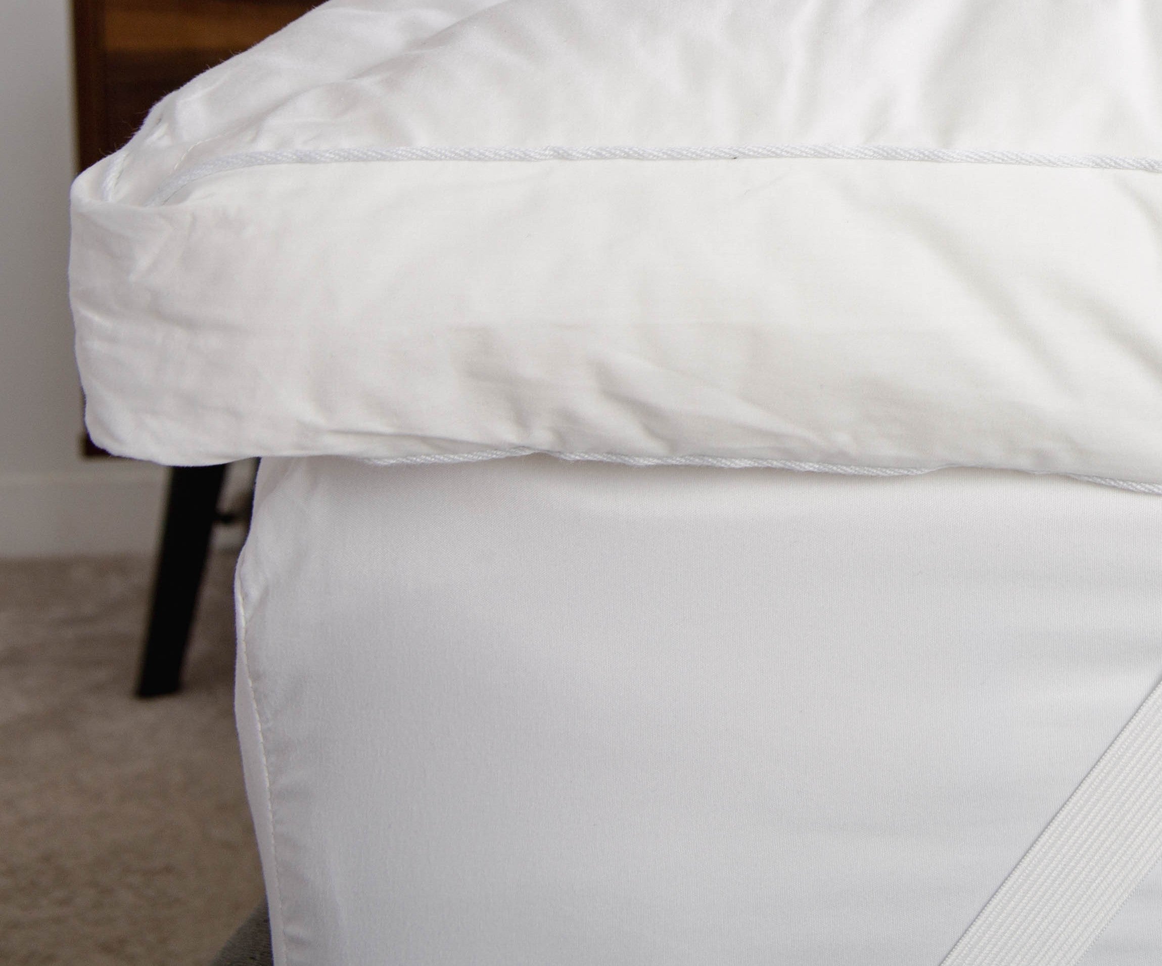 Pro Goose Topper - 15% European Goose Down (85% Feather)